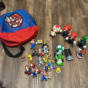 Super Mario Nintendo Figures Toys & Backpack Bundle‎